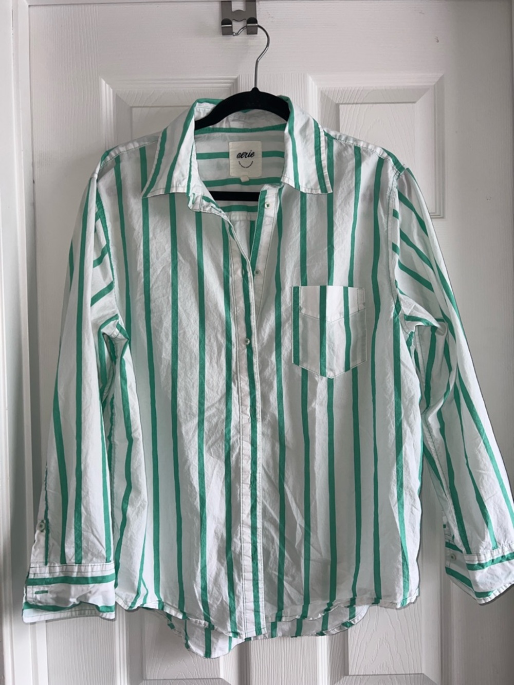 NWOT aerie 100% Cotton White & Green Vertical Stripe Button-Down Shirt
